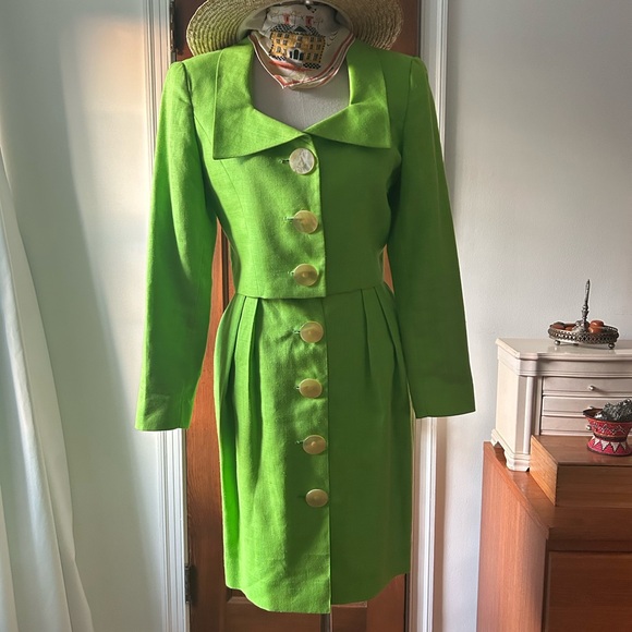 💚 Vintage Guy Laroche Green A-Line Skirt with Statement Buttons Size XS/S 💚 - Picture 4 of 4